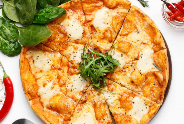 بيتزا موزاريلا