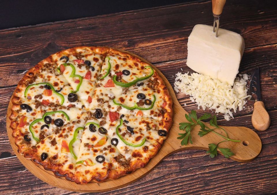 بيتزا مفروم