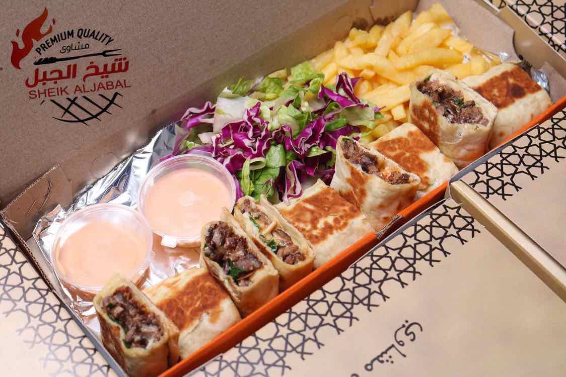 بوكس جامبو لحم