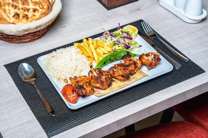 دجاج بالعظم