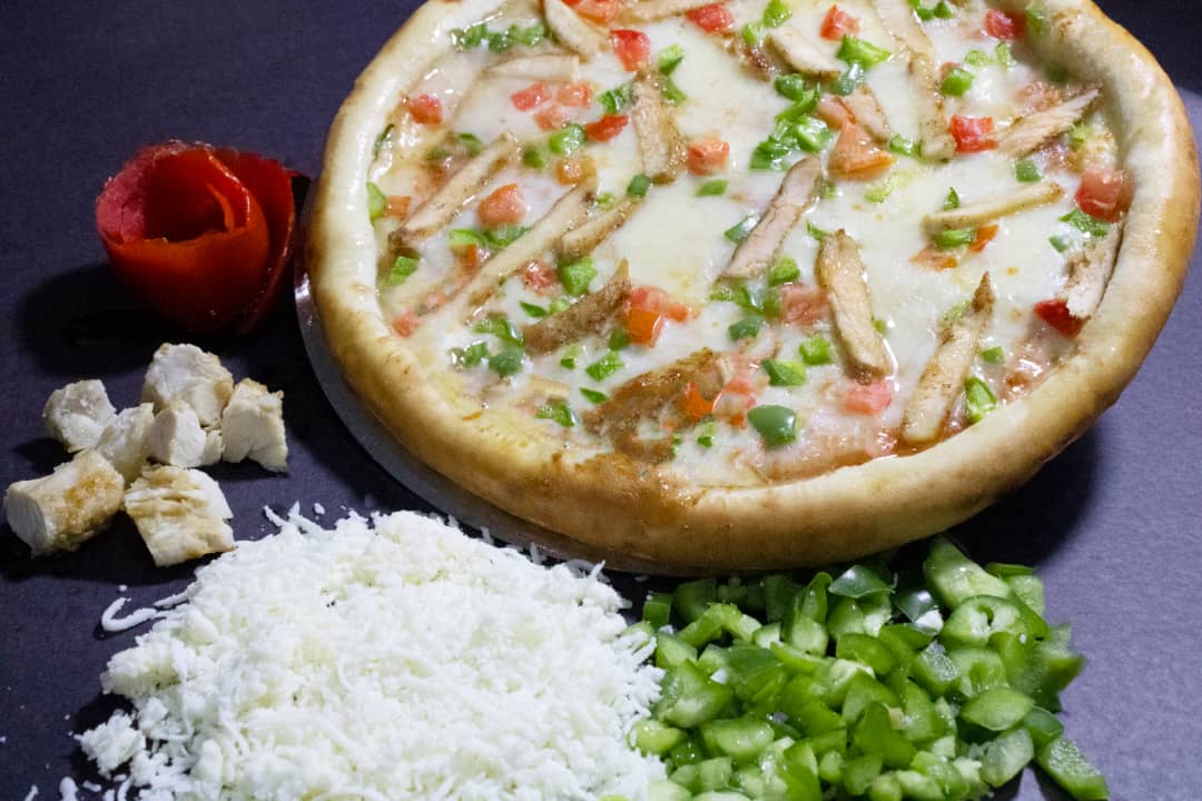  بيتزا  فاهيتا 