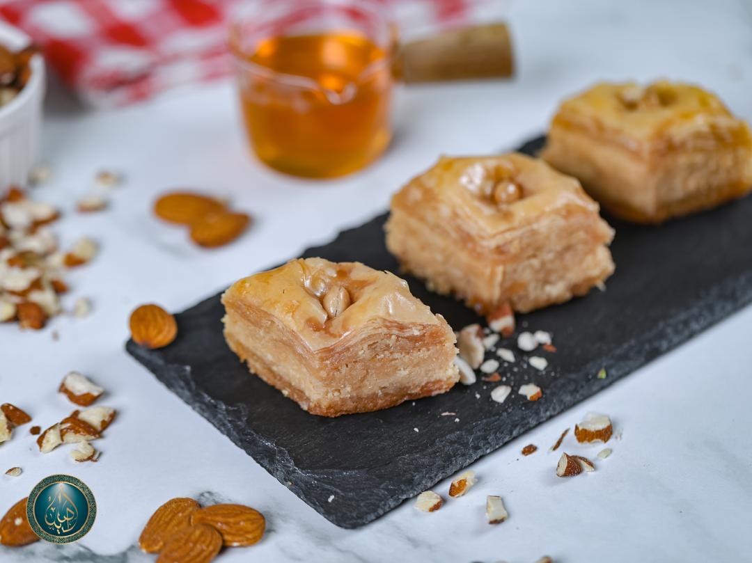 قطعة بقلاوة طرابلسية