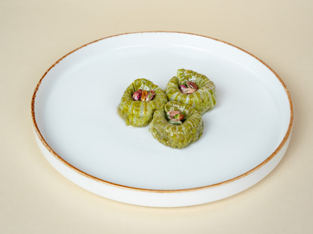 اساور دولمة فستق